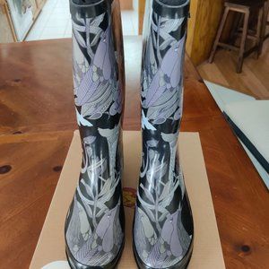 Sakroots Rain Boots in Black Tonal Peace Print Size 7 NIB